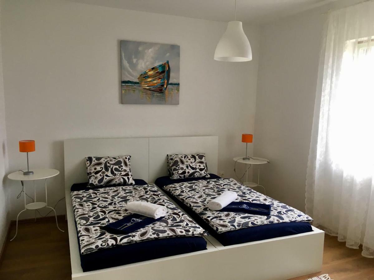 Apartments 诺维·维诺多尔斯基 外观 照片