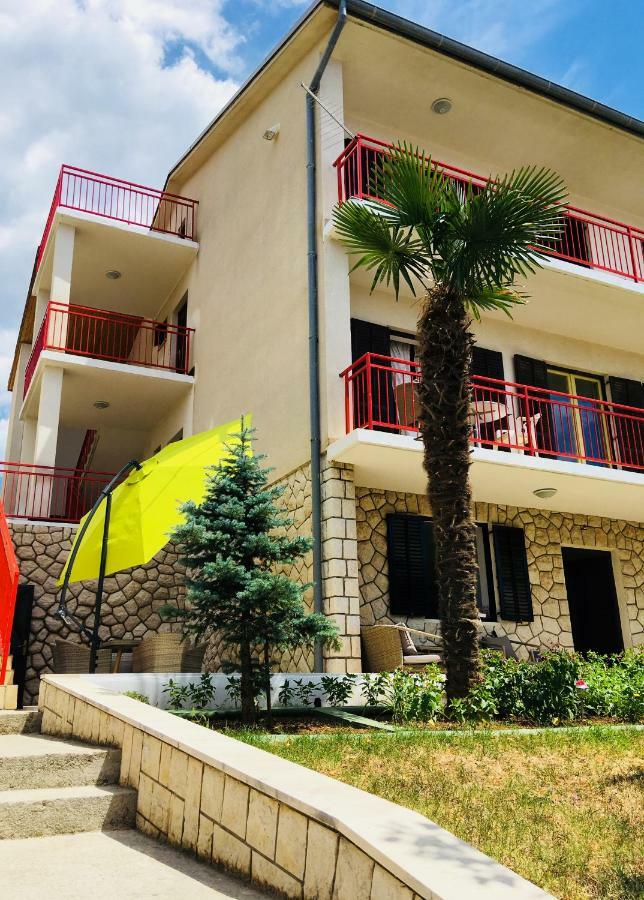 Apartments 诺维·维诺多尔斯基 外观 照片