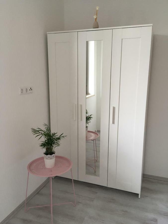Apartments 诺维·维诺多尔斯基 外观 照片
